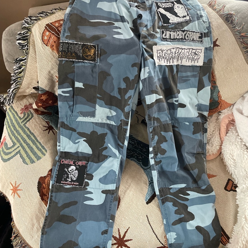 Vintage blue camo band patch pants
